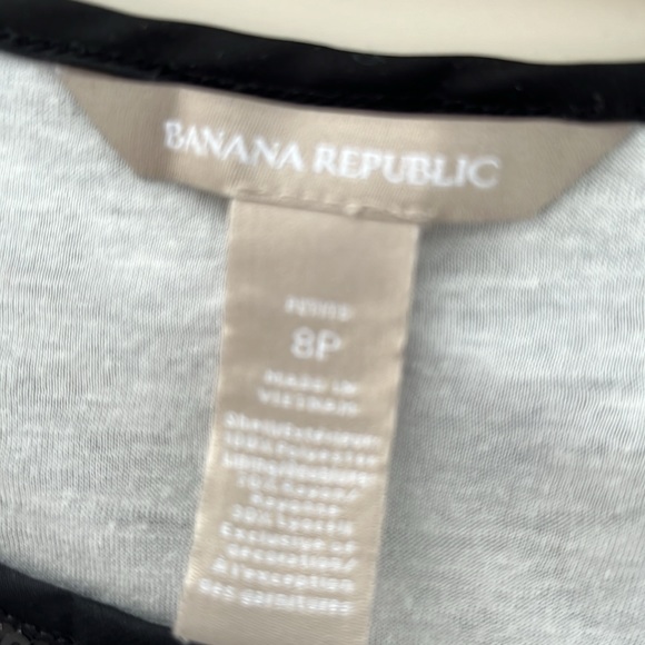 Banana Republic Black sleeveless chevron pattern sequinned top,  size 8P, US - Picture 5 of 6